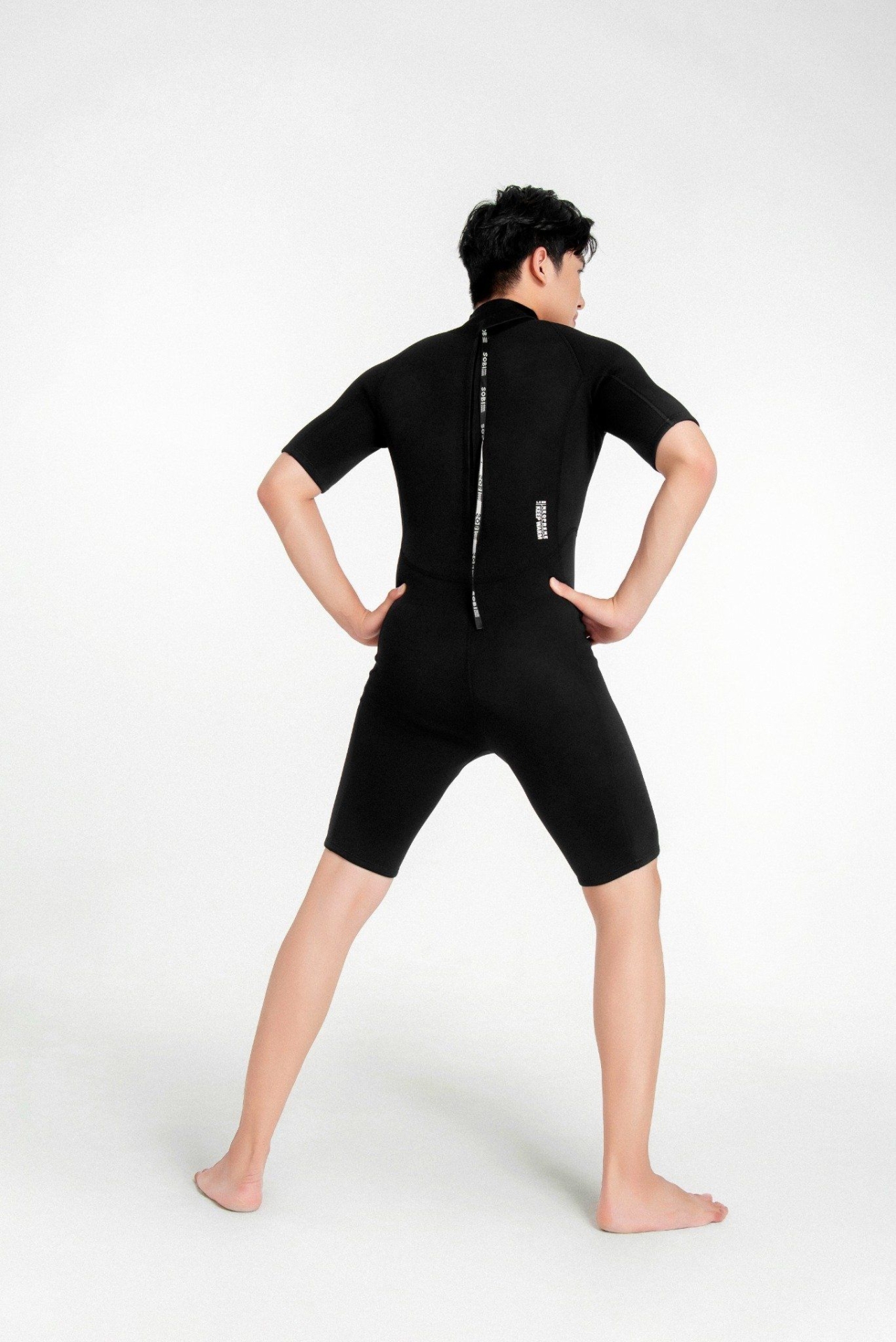 Wetsuit Tide Đồ bơi giữ nhiệt dành cho nam màu đen 1.5mm